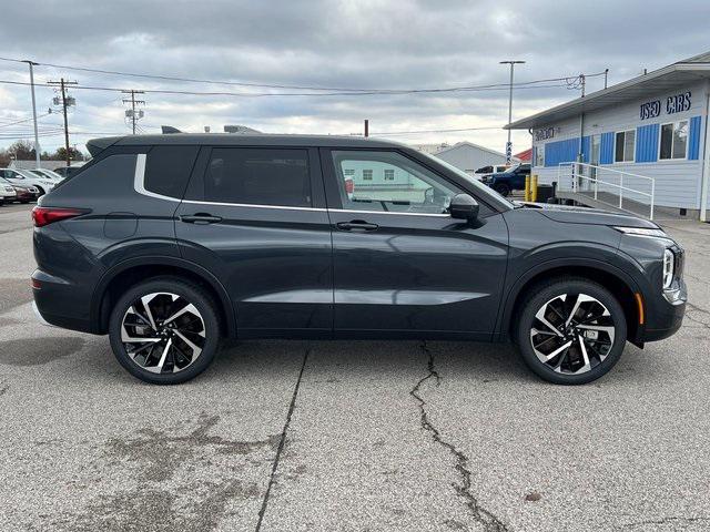 new 2024 Mitsubishi Outlander car, priced at $35,118