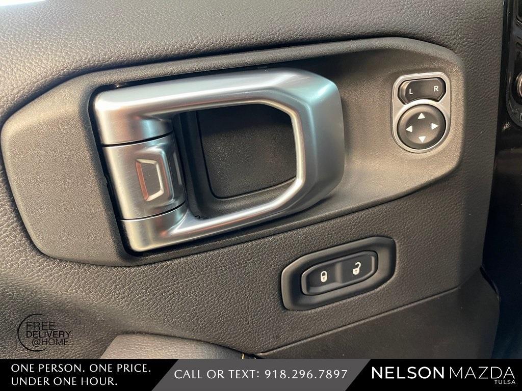 used 2023 Jeep Gladiator car, priced at $38,155