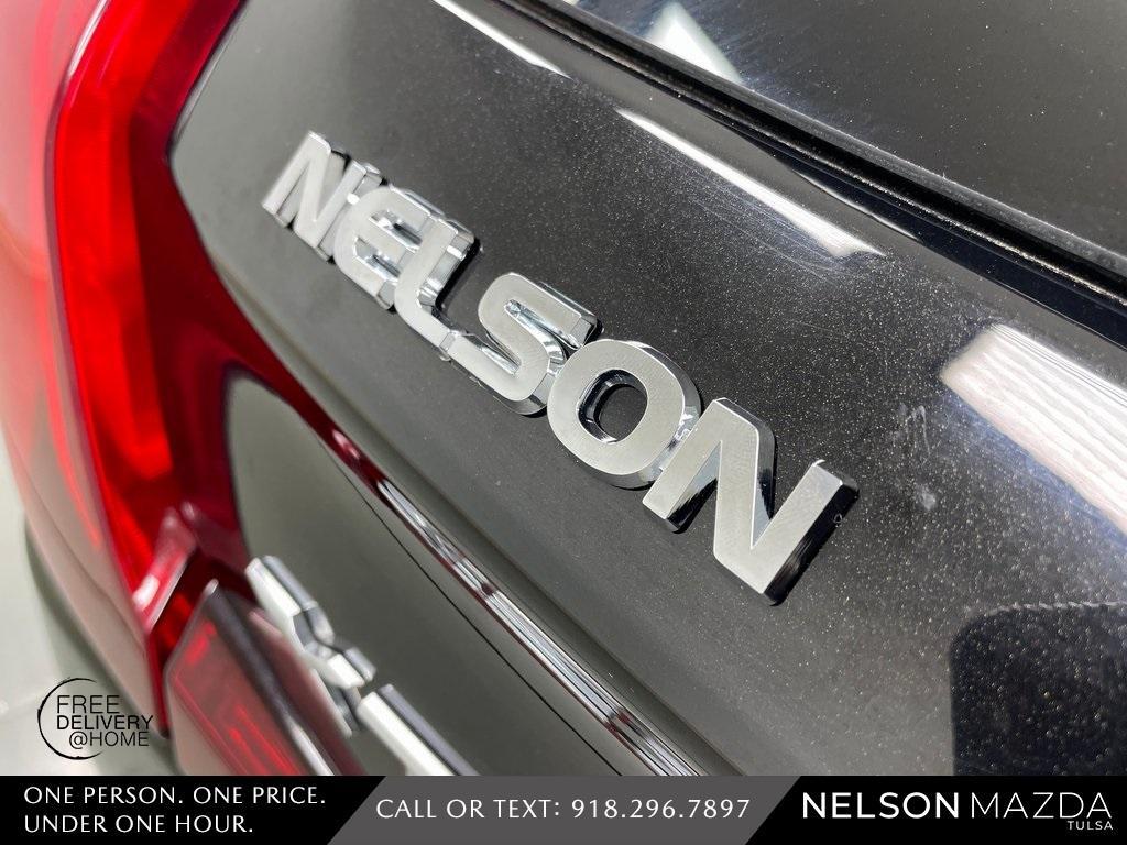 used 2022 Cadillac XT4 car, priced at $24,350