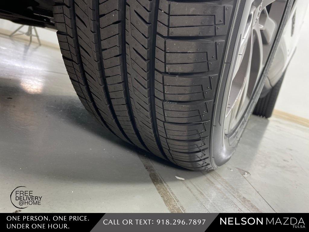 used 2021 Jeep Cherokee car, priced at $22,697