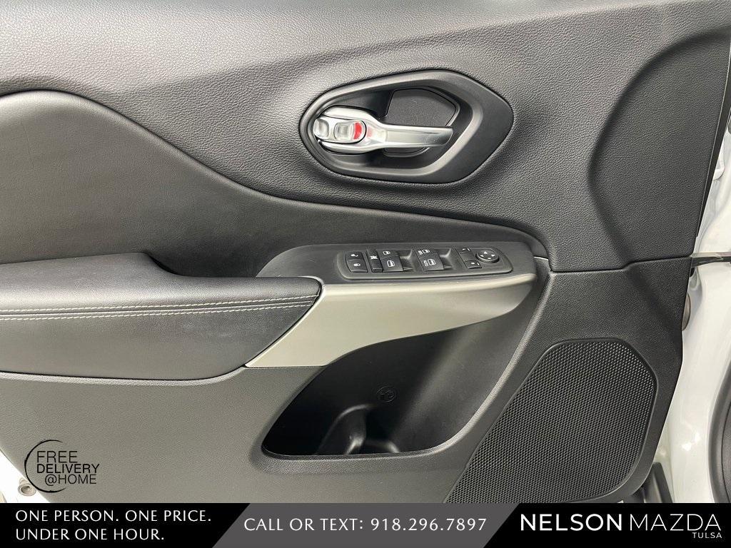 used 2021 Jeep Cherokee car, priced at $22,697