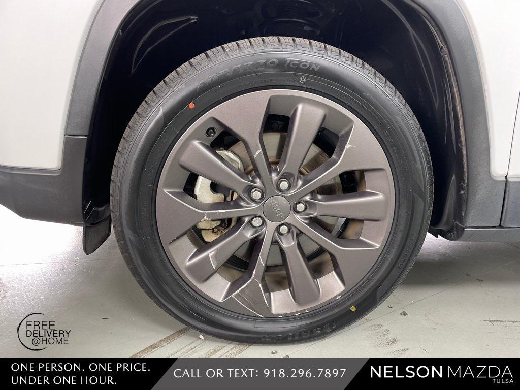 used 2021 Jeep Cherokee car, priced at $22,697
