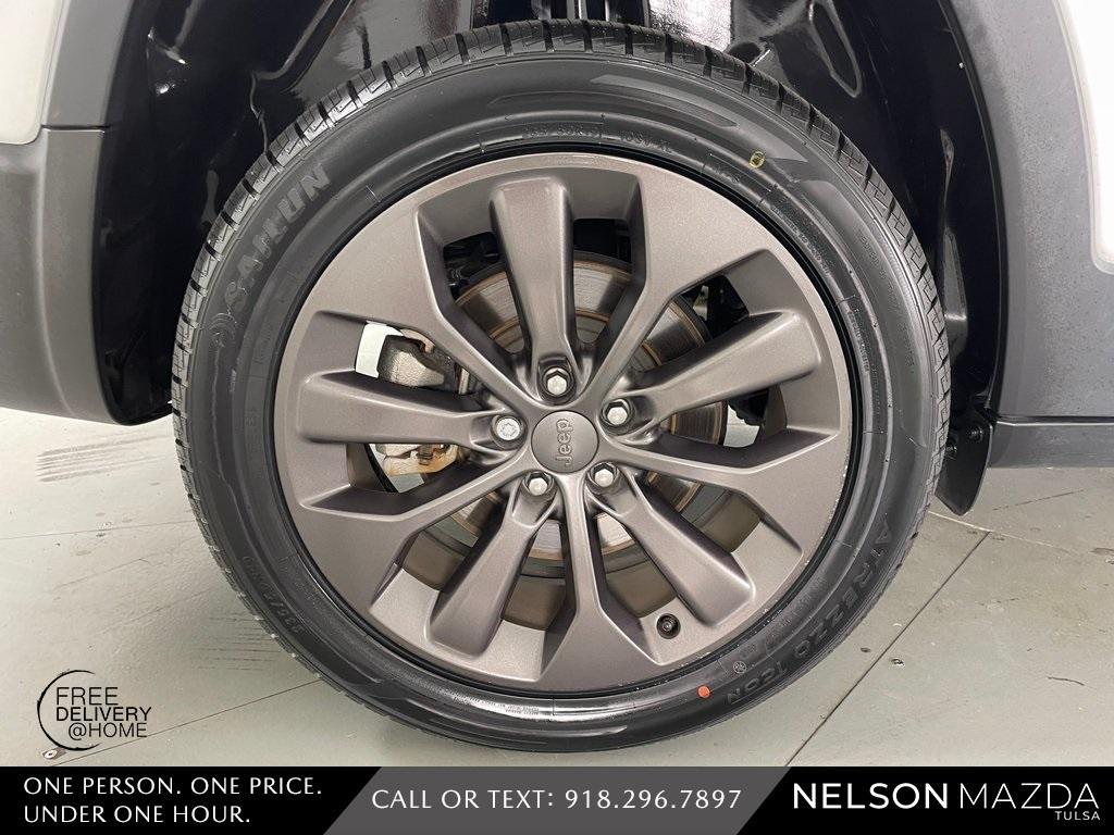 used 2021 Jeep Cherokee car, priced at $22,697