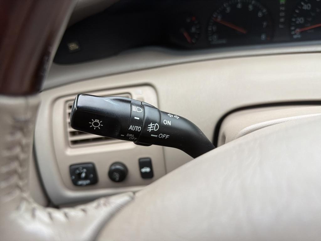 used 2003 Toyota Avalon car, priced at $5,994