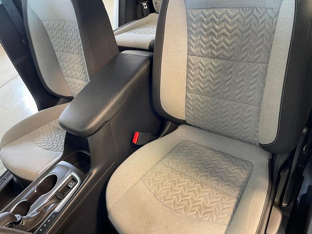 used 2022 Chevrolet Equinox car, priced at $18,874