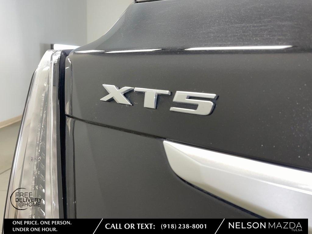 used 2020 Cadillac XT5 car, priced at $29,711