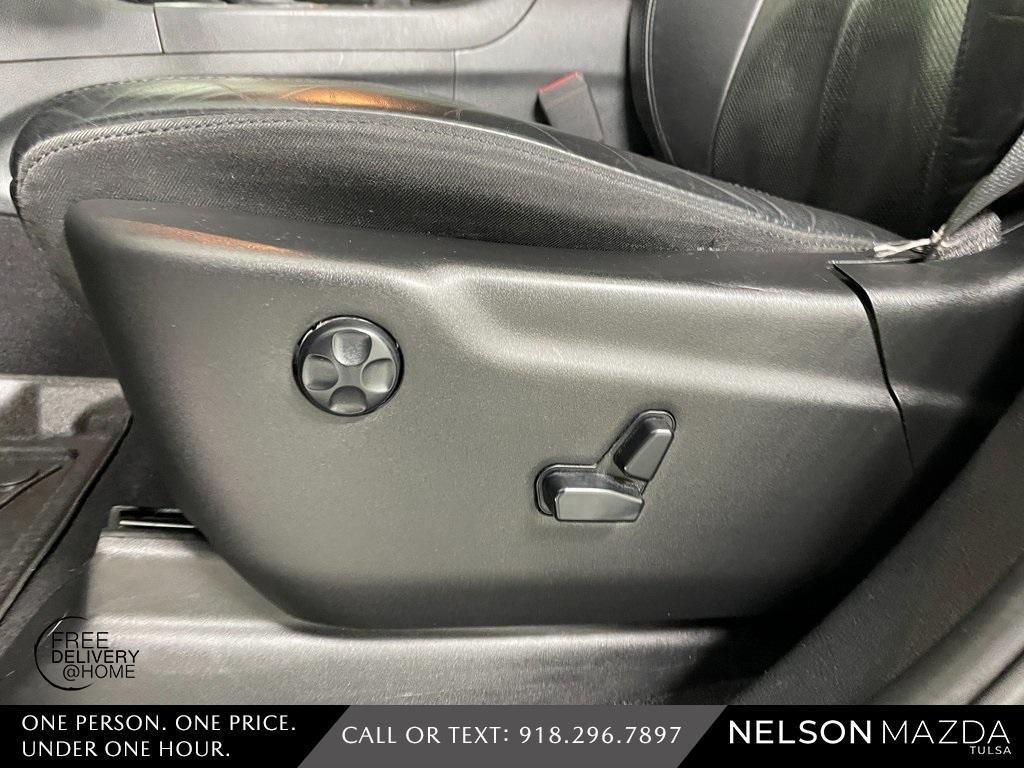 used 2019 Jeep Grand Cherokee car, priced at $15,939