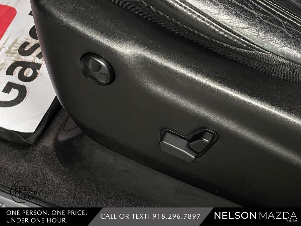 used 2016 Jeep Grand Cherokee car, priced at $10,831