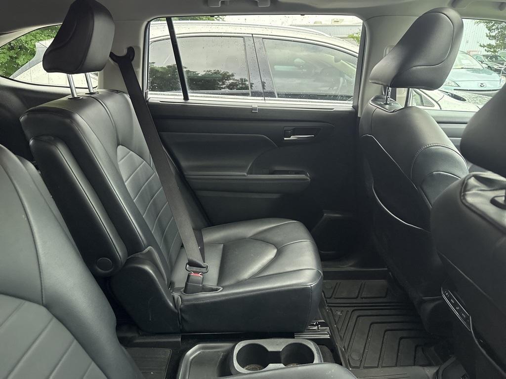 used 2021 Toyota Highlander car, priced at $29,509