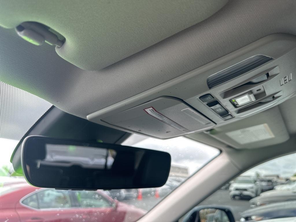 used 2021 Toyota Highlander car, priced at $29,509