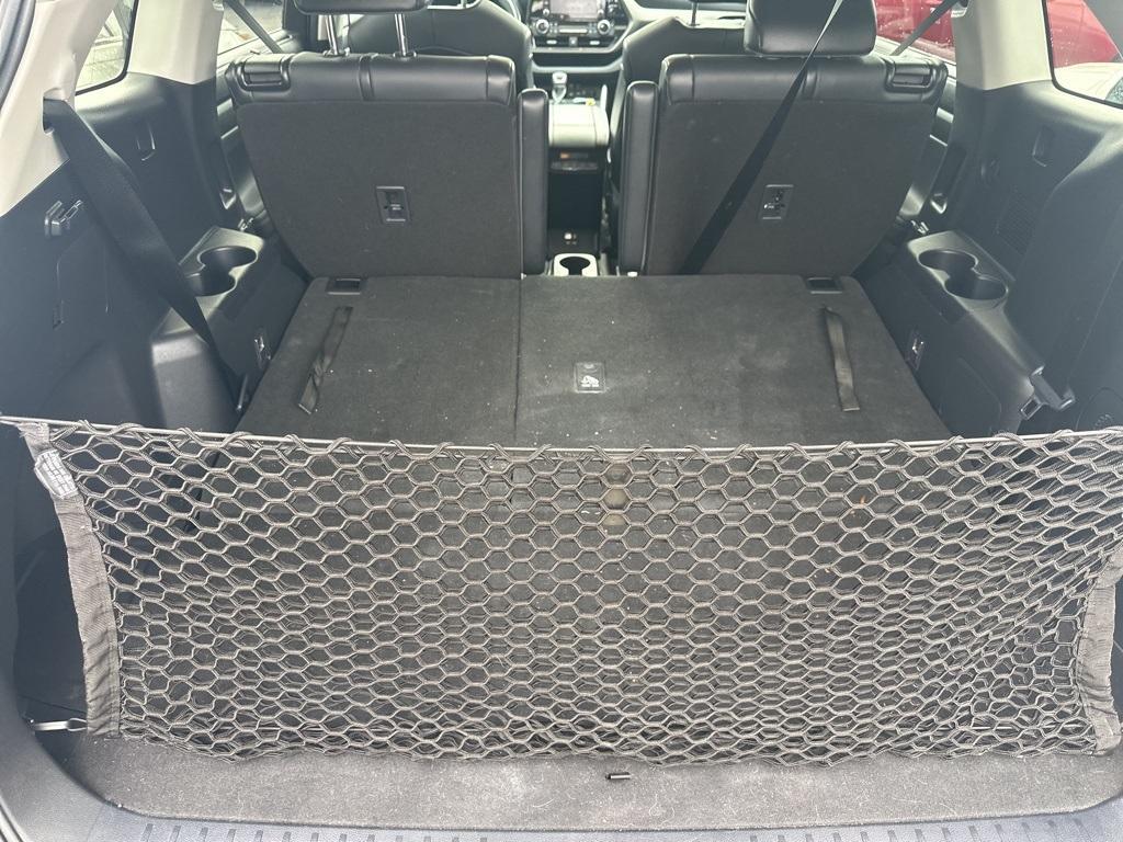 used 2021 Toyota Highlander car, priced at $29,509
