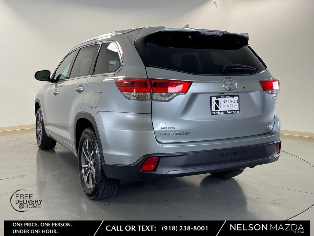 used 2018 Toyota Highlander car, priced at $21,088