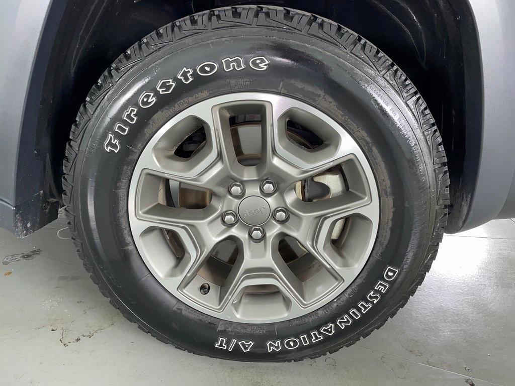 used 2022 Jeep Cherokee car, priced at $24,706