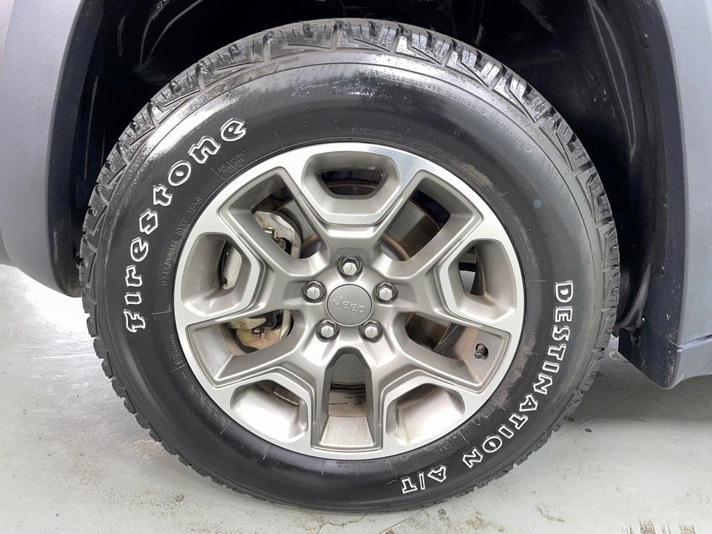 used 2022 Jeep Cherokee car, priced at $24,706