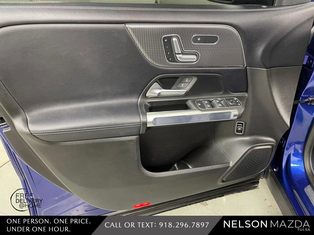 used 2020 Mercedes-Benz GLB 250 car, priced at $23,972