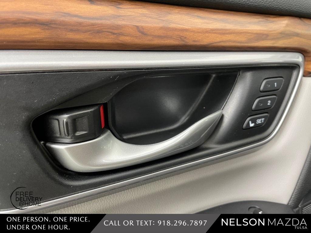 used 2017 Honda CR-V car, priced at $18,527