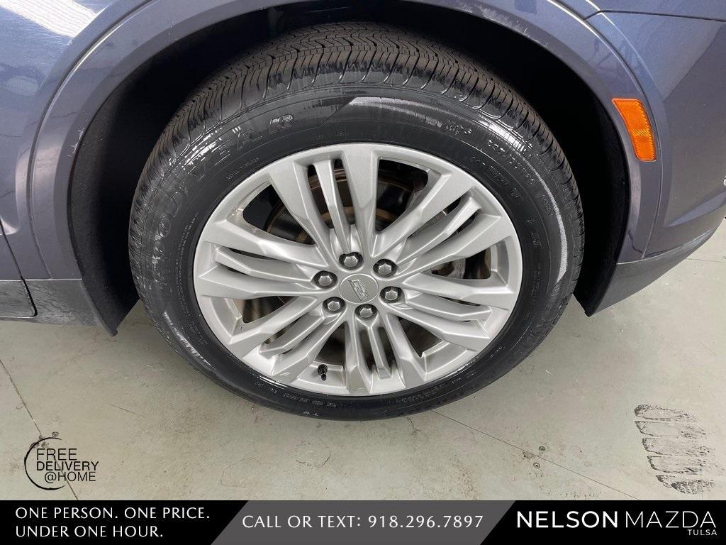 used 2018 Cadillac XT5 car, priced at $16,994