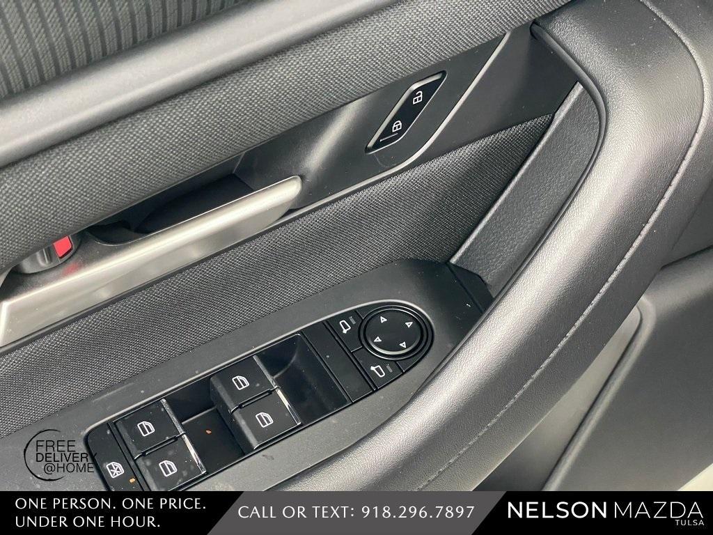 new 2025 Mazda CX-90 car, priced at $37,789