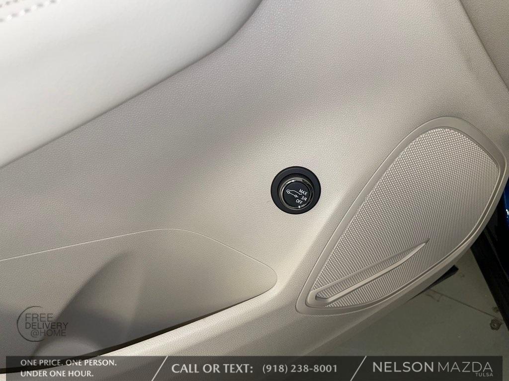 used 2022 Buick Envision car, priced at $26,994