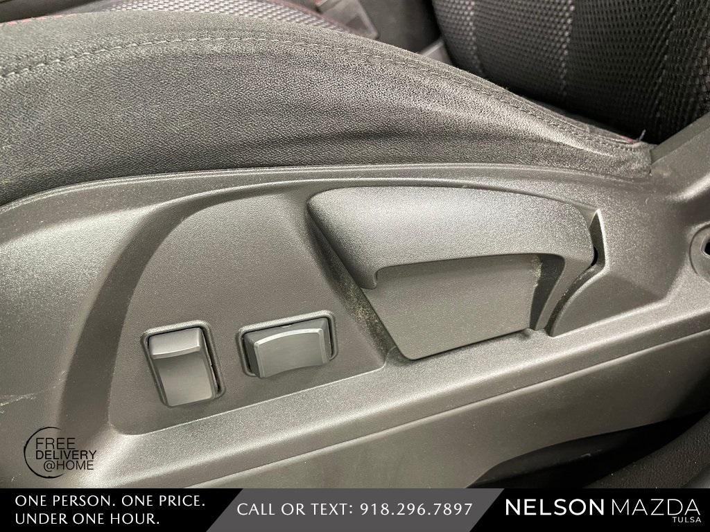 used 2016 Chevrolet Equinox car, priced at $9,377