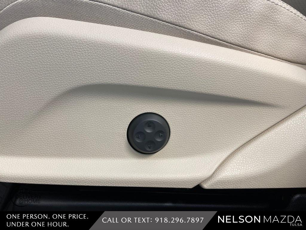 used 2022 Mercedes-Benz GLC 300 car, priced at $31,313