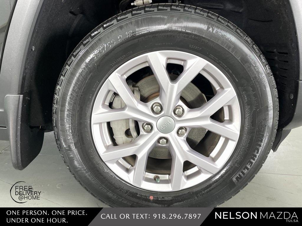 used 2022 Jeep Grand Cherokee car, priced at $27,720