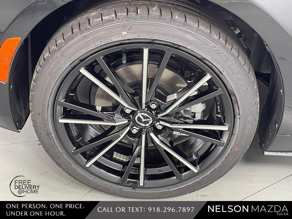 new 2025 Mazda MX-5 Miata RF car, priced at $39,128