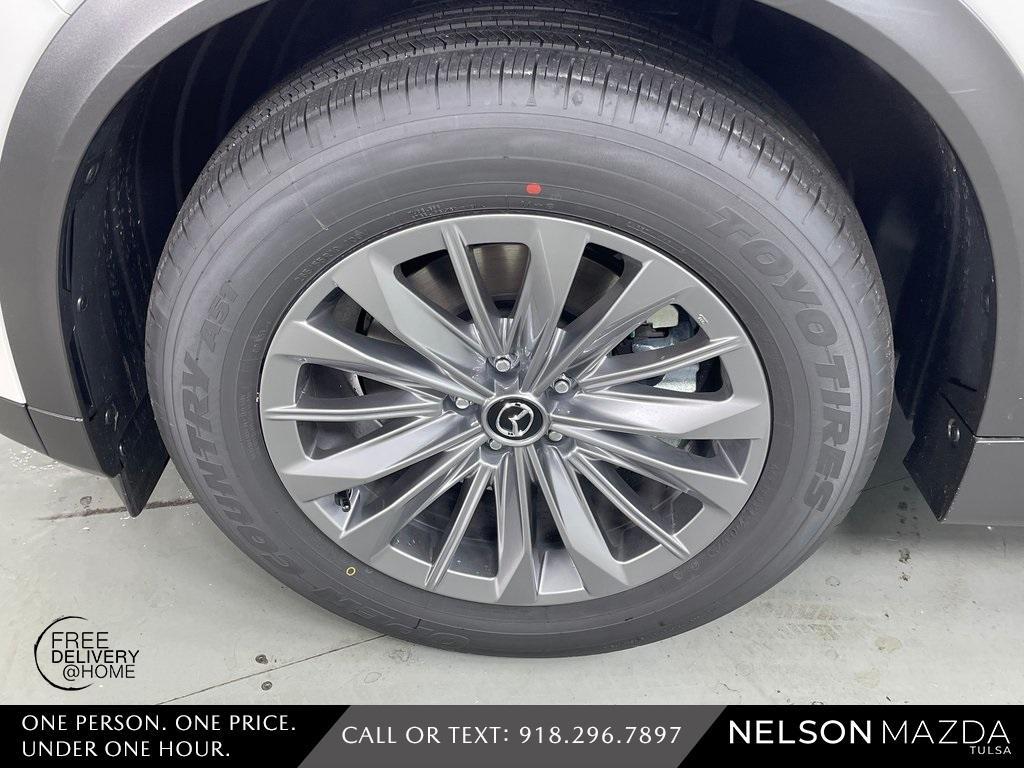 new 2025 Mazda CX-90 car, priced at $39,095
