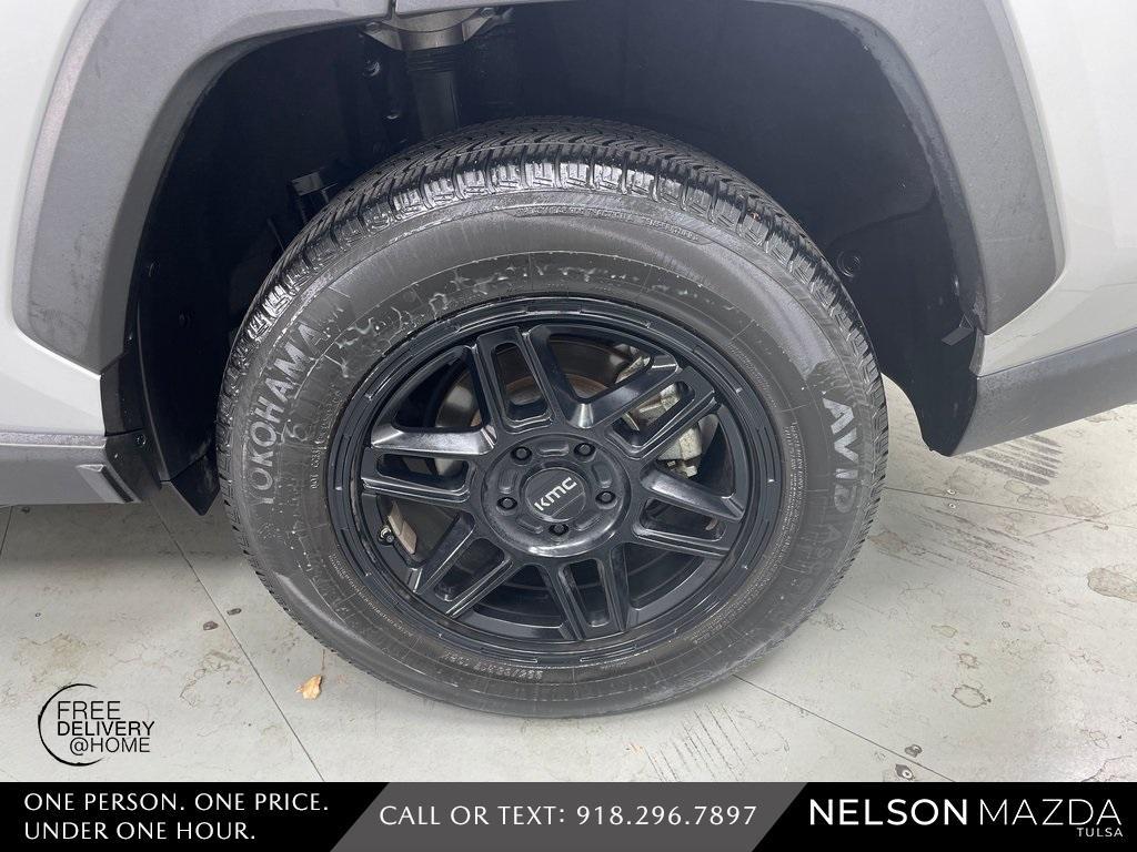 used 2019 Toyota RAV4 car, priced at $23,257