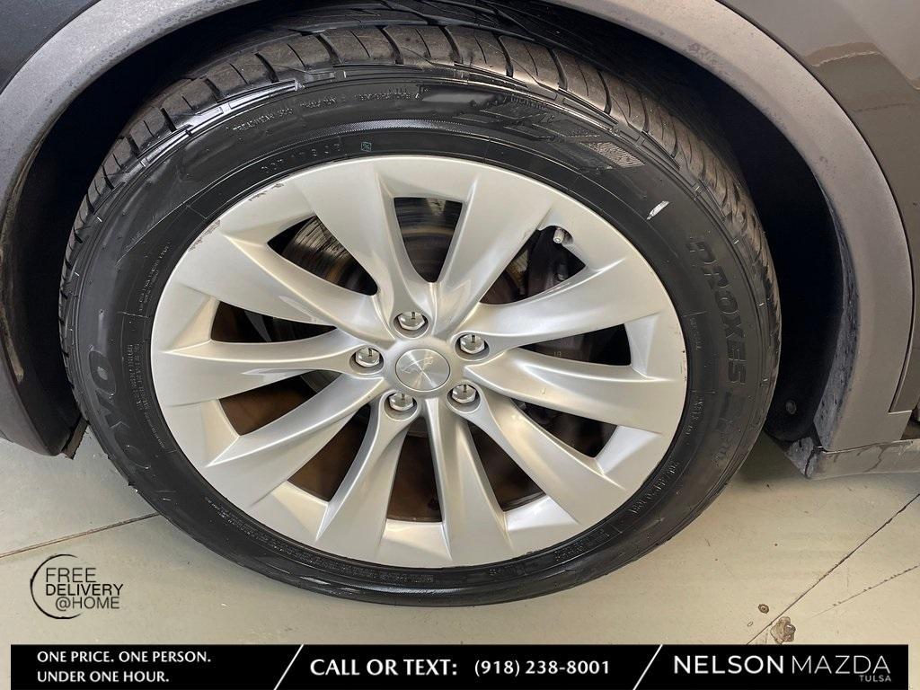 used 2018 Tesla Model X car, priced at $32,994