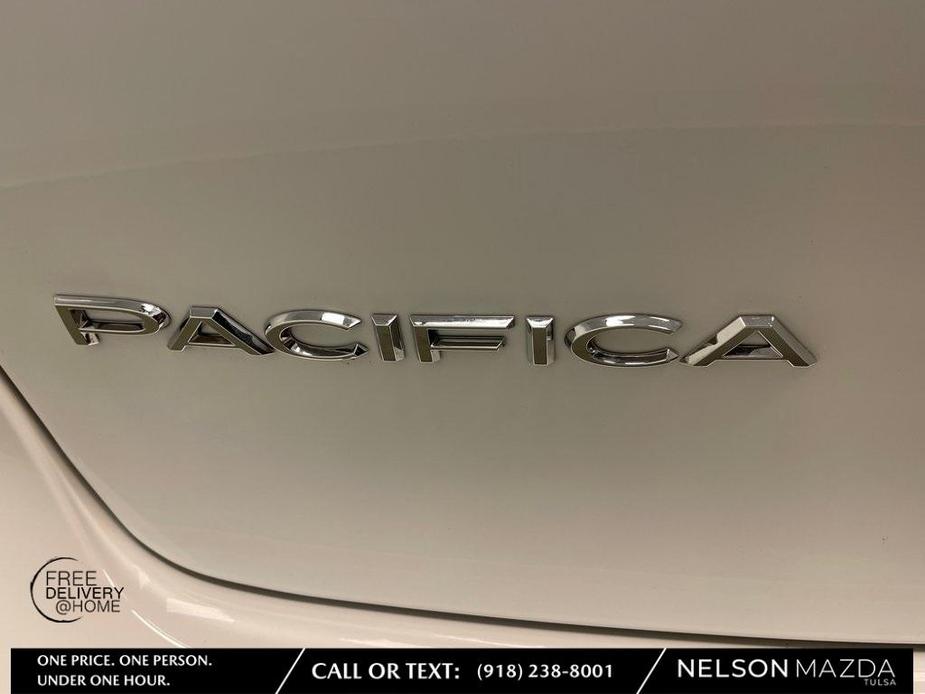 used 2023 Chrysler Pacifica Hybrid car, priced at $37,994