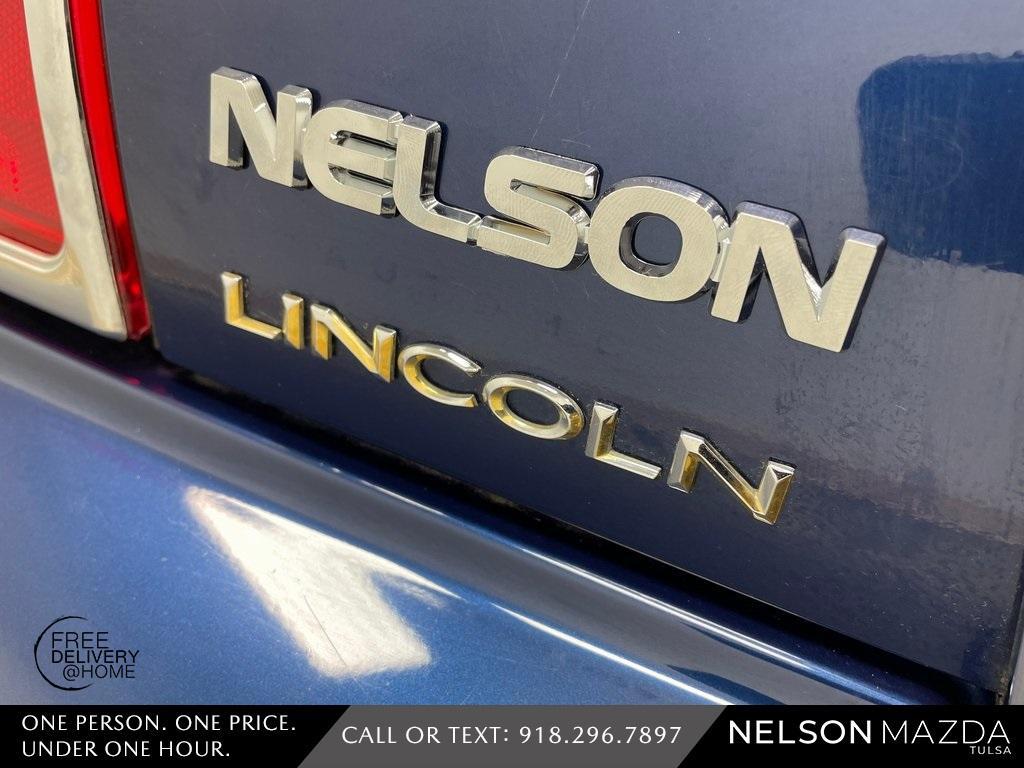 used 2007 Lincoln Town Car car, priced at $9,994