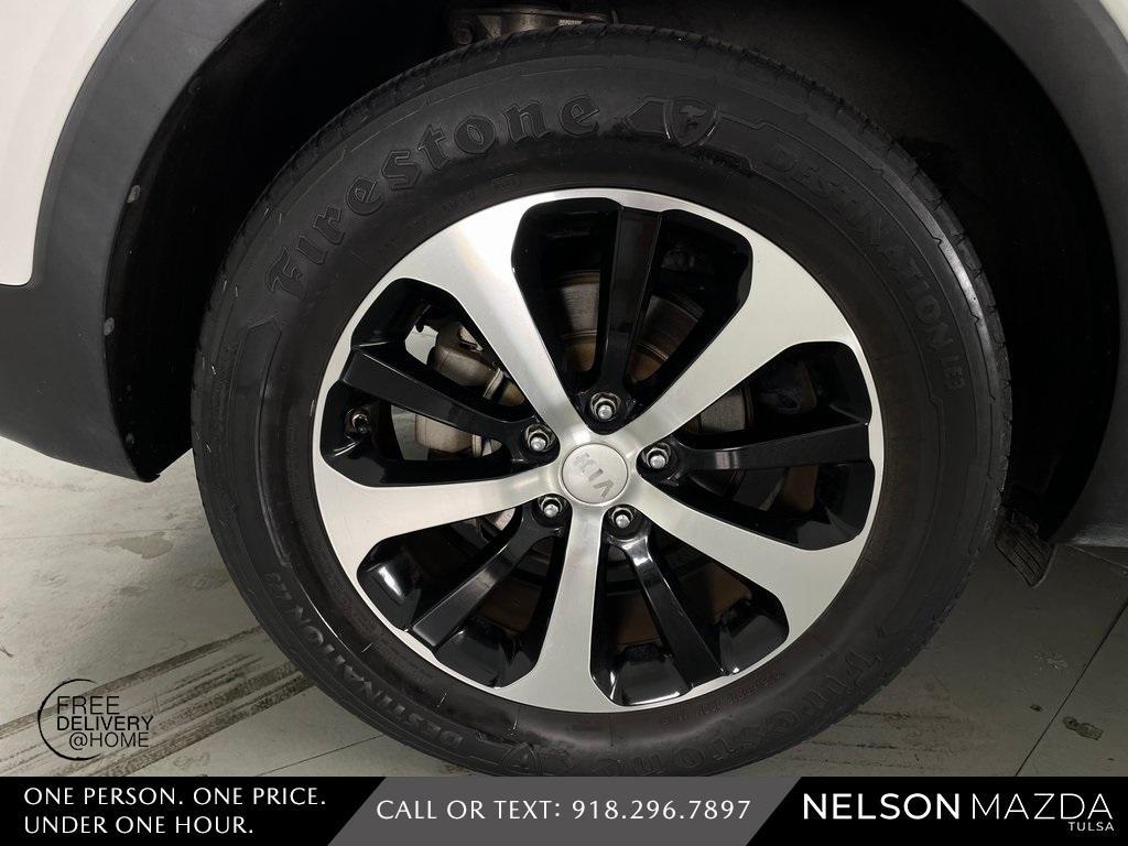 used 2016 Kia Sorento car, priced at $11,201