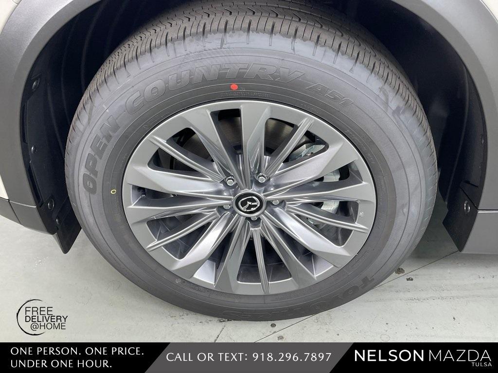 new 2025 Mazda CX-90 car, priced at $40,091