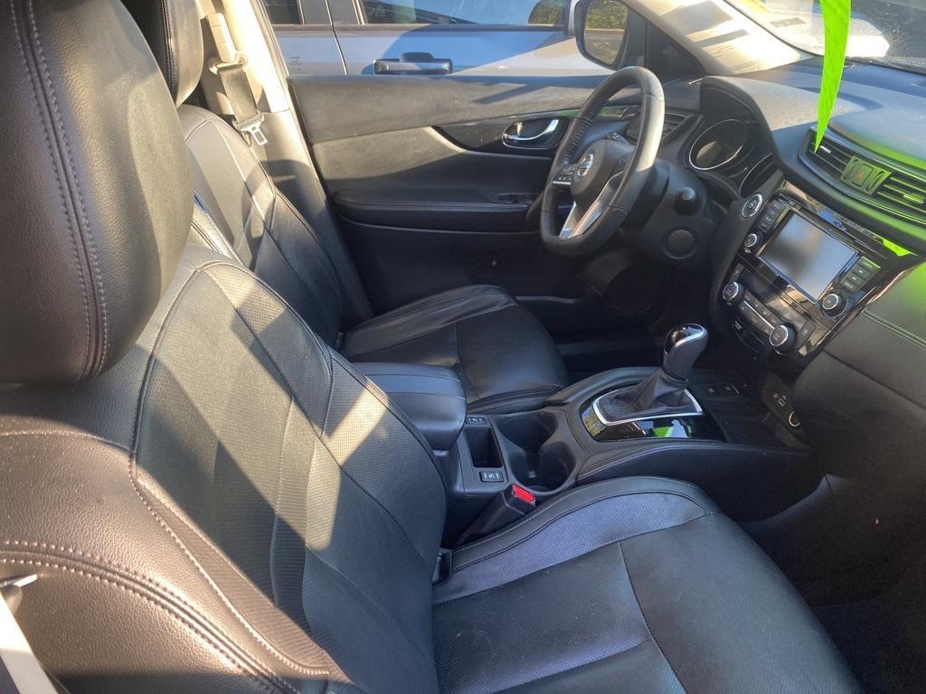used 2019 Nissan Rogue car, priced at $14,945