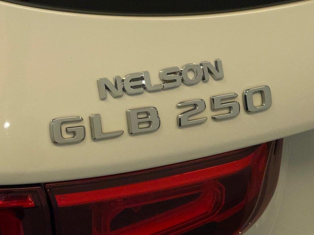 used 2020 Mercedes-Benz GLB 250 car, priced at $22,627
