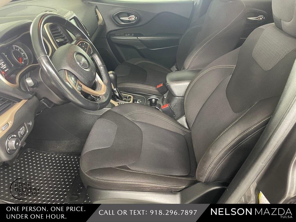 used 2015 Jeep Cherokee car, priced at $10,172