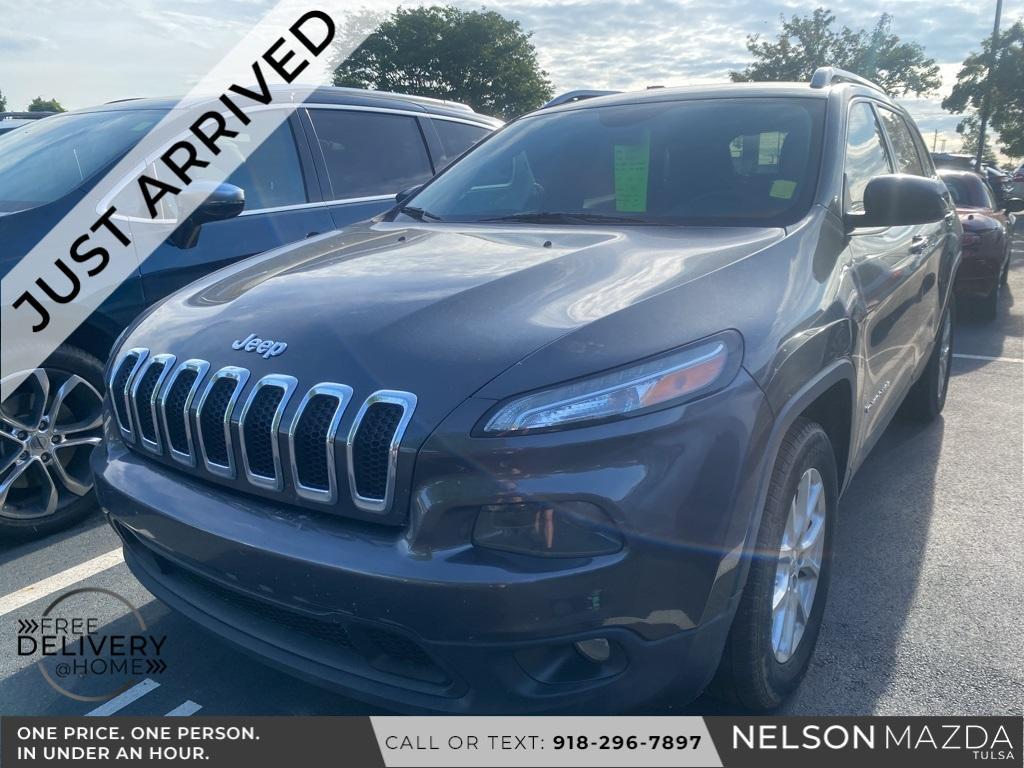 used 2015 Jeep Cherokee car, priced at $10,172