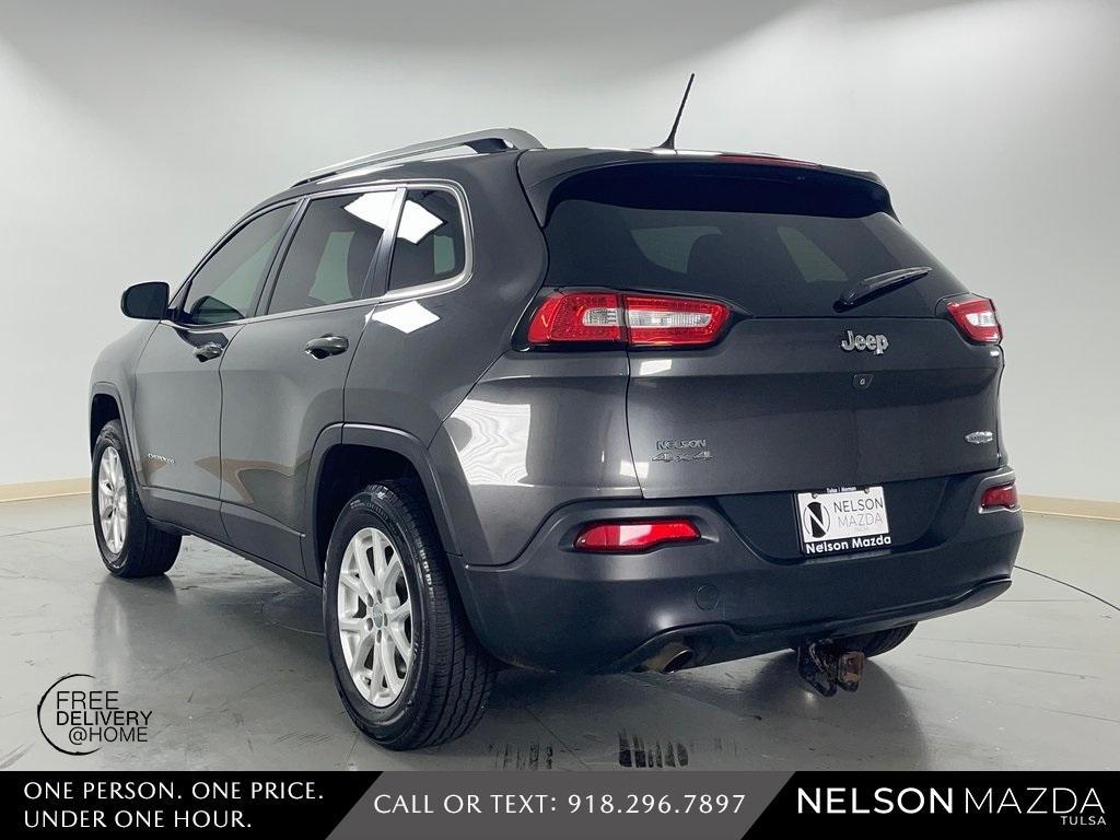 used 2015 Jeep Cherokee car, priced at $10,172