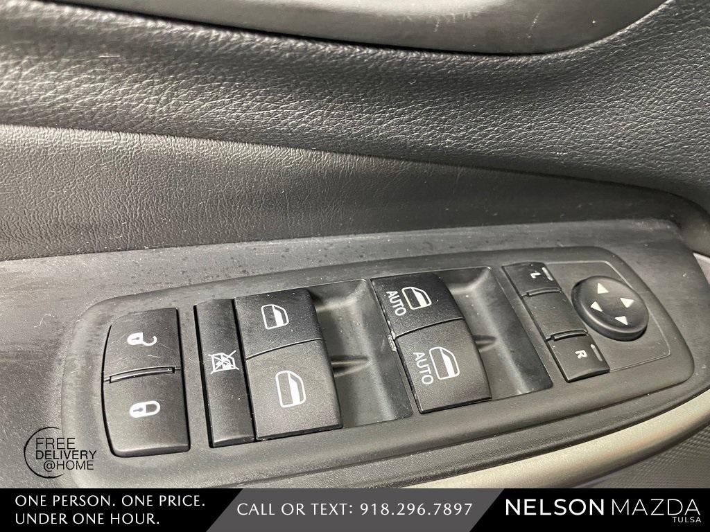 used 2020 Jeep Cherokee car, priced at $14,708