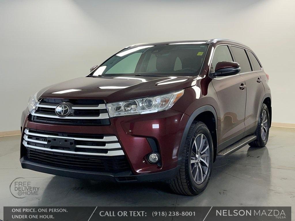 used 2019 Toyota Highlander car, priced at $26,673