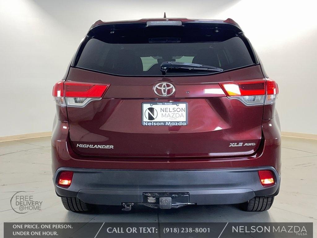 used 2019 Toyota Highlander car, priced at $26,673