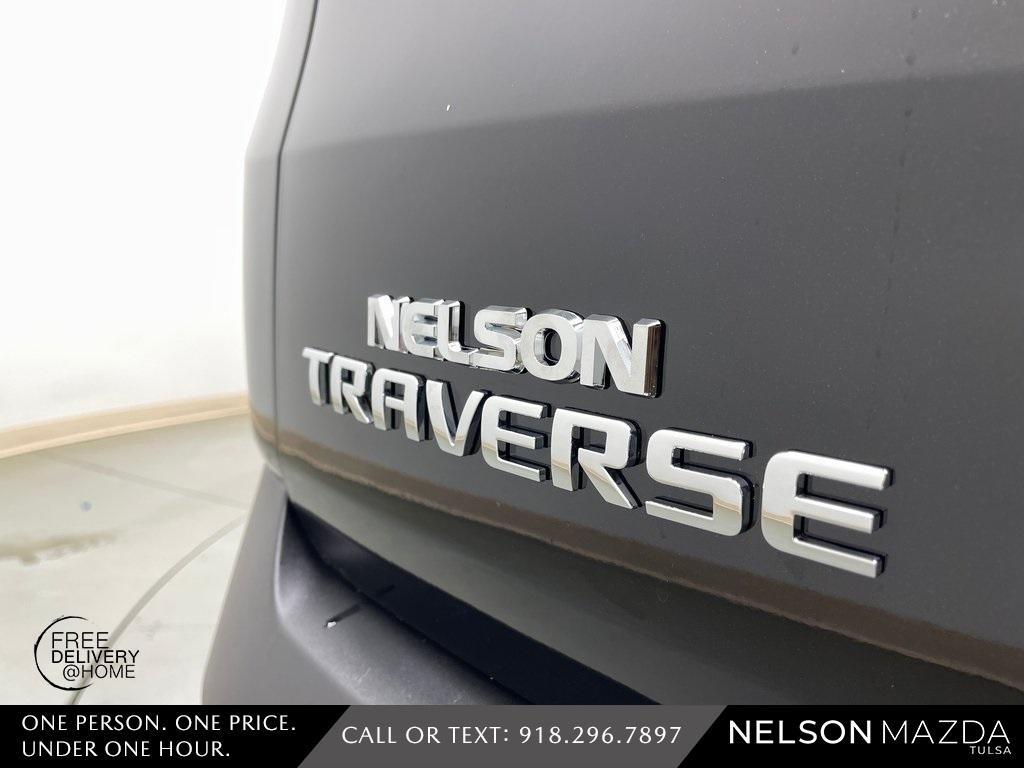 used 2018 Chevrolet Traverse car, priced at $15,513