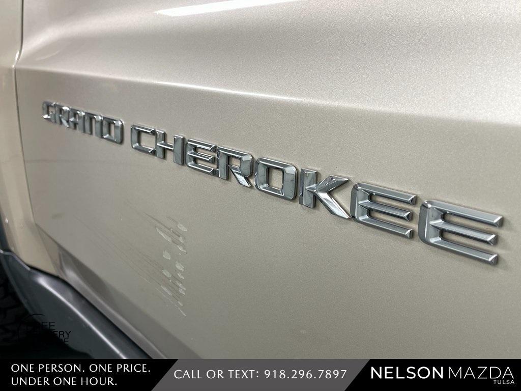 used 2014 Jeep Grand Cherokee car, priced at $10,994