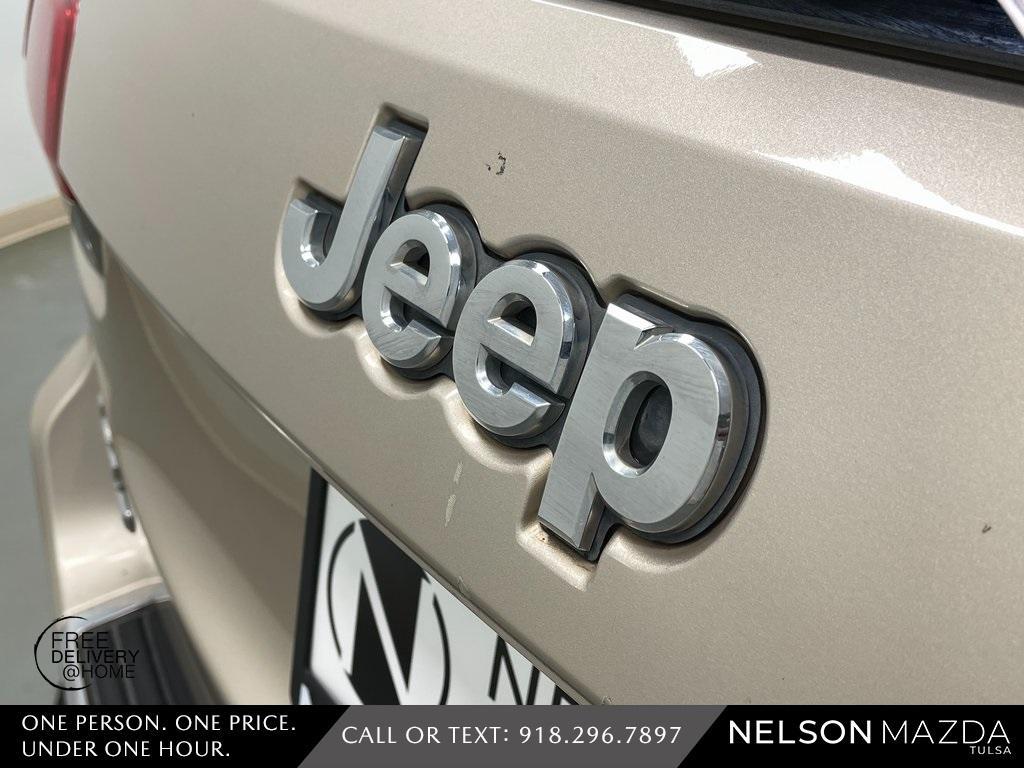 used 2014 Jeep Grand Cherokee car, priced at $10,994