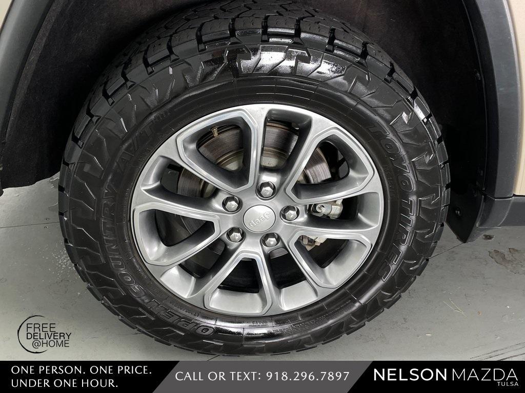 used 2014 Jeep Grand Cherokee car, priced at $10,994