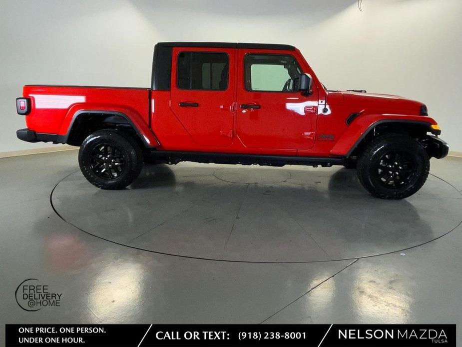 used 2022 Jeep Gladiator car, priced at $32,301