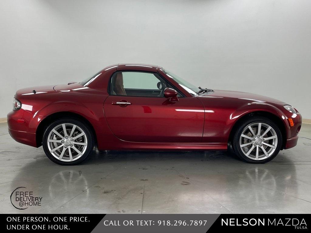 used 2007 Mazda MX-5 Miata car, priced at $15,228