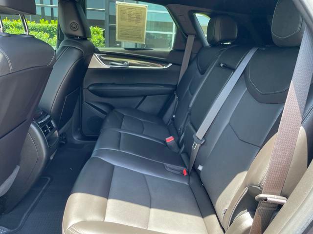 used 2021 Cadillac XT5 car, priced at $26,836