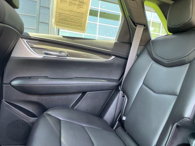 used 2021 Cadillac XT5 car, priced at $26,836